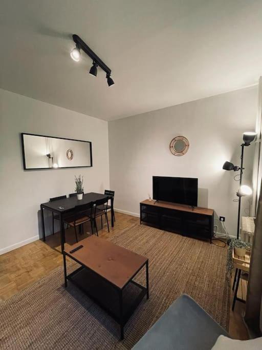 Amplio Y Centrico Apt Para 9Px En La Latina/Rastro Madrid Exteriör bild